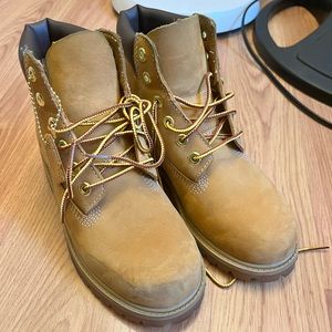 Kids Wheat boots